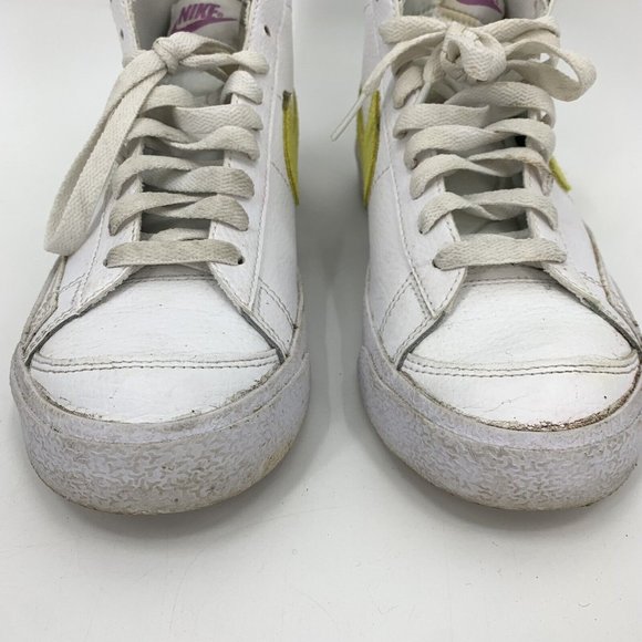 Nike Blazer Mid '77 White Suede Yellow DH4112-100 Youth 7 - Picture 6 of 10